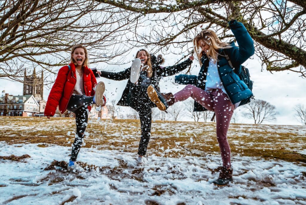 Reducing your Risk of Falling this Winter - The Fit Institute